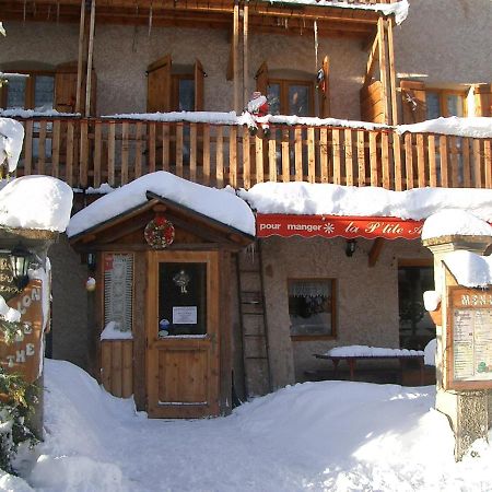 La Ptite Auberge Эгий Экстерьер фото