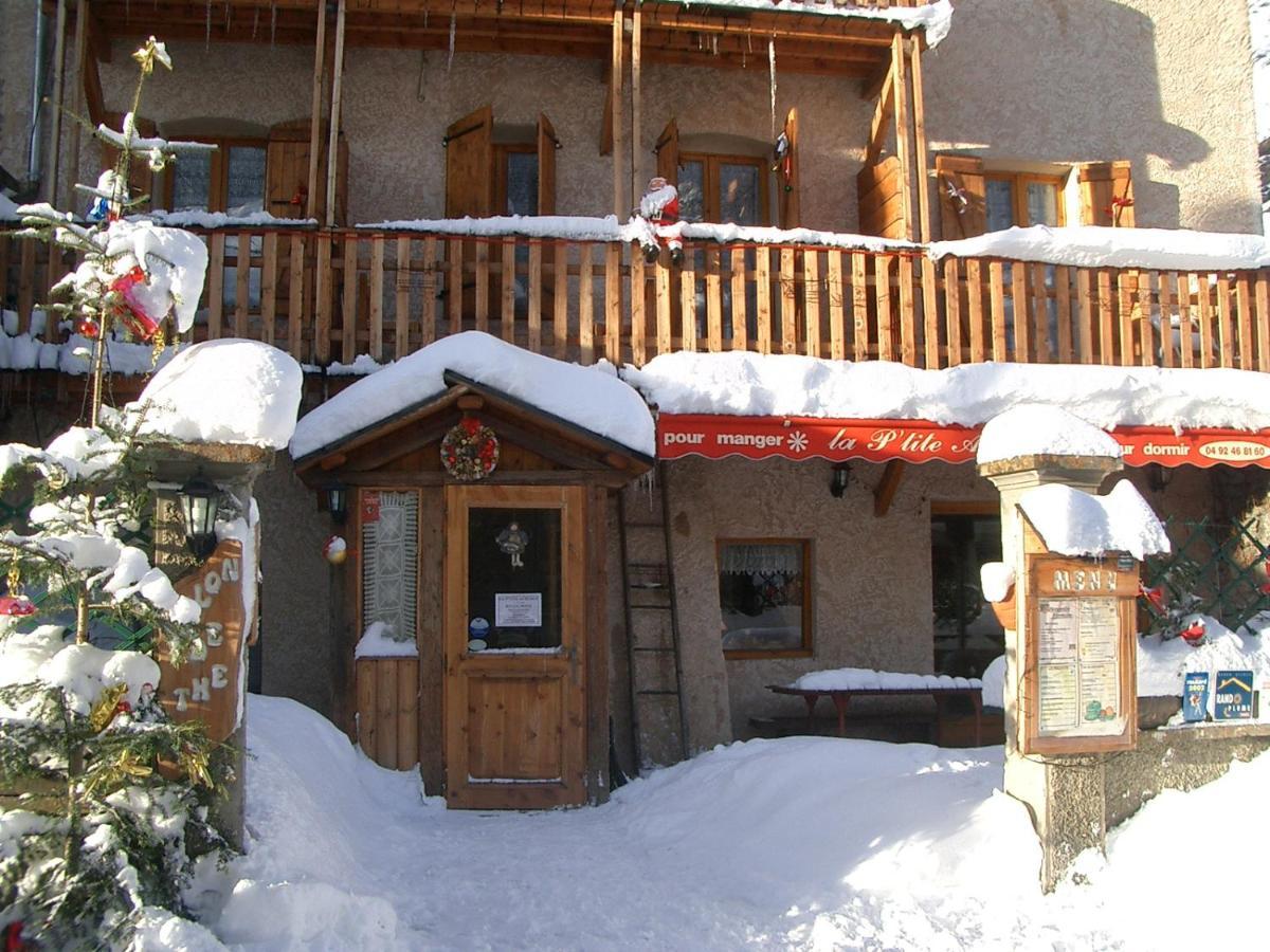 La Ptite Auberge Эгий Экстерьер фото